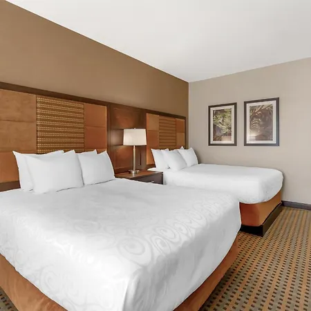 Best Western Plus Hinton Inn & Suites Exterior photo