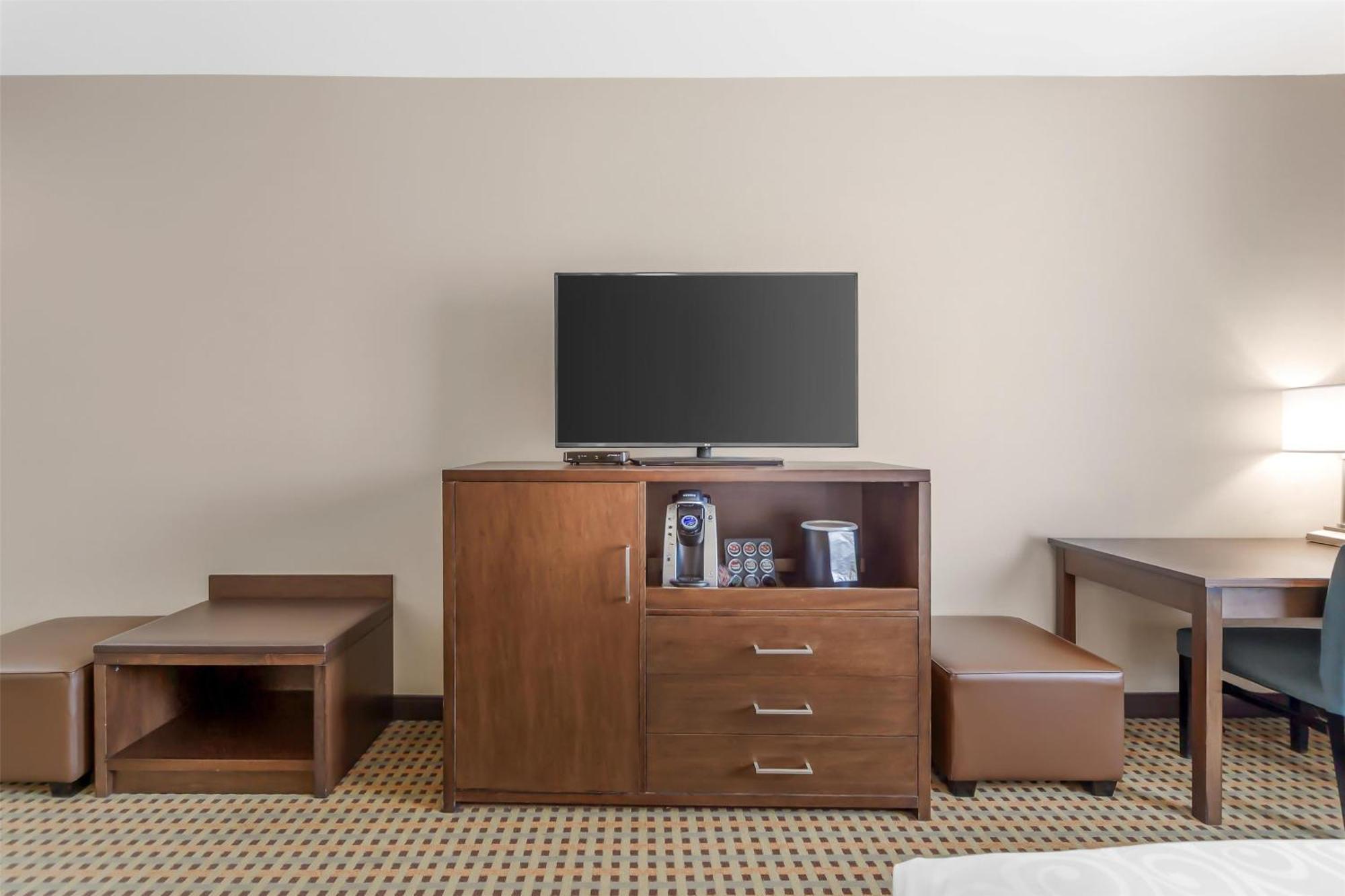 Hotel Western & 3*