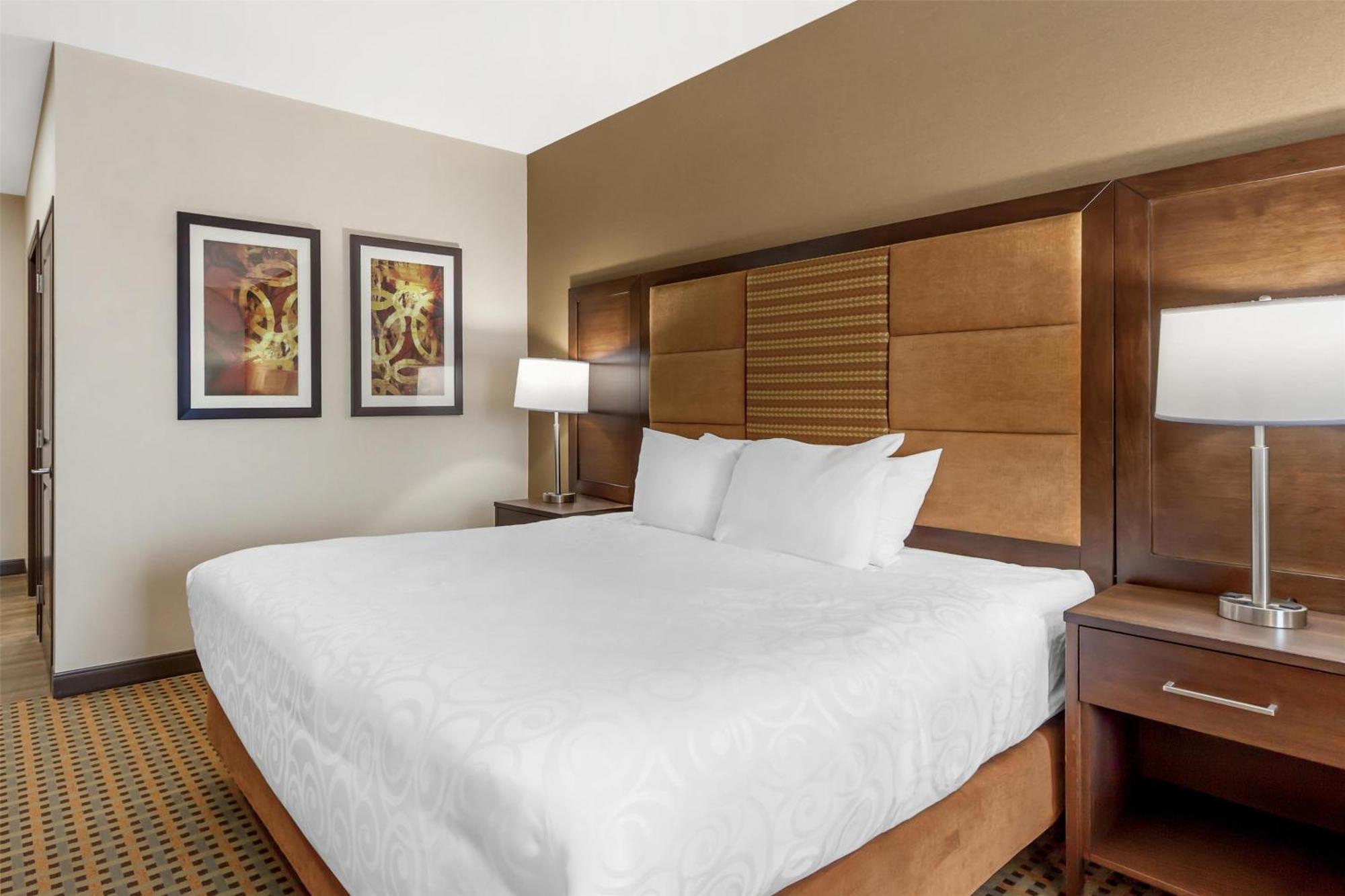 Hotel Western &