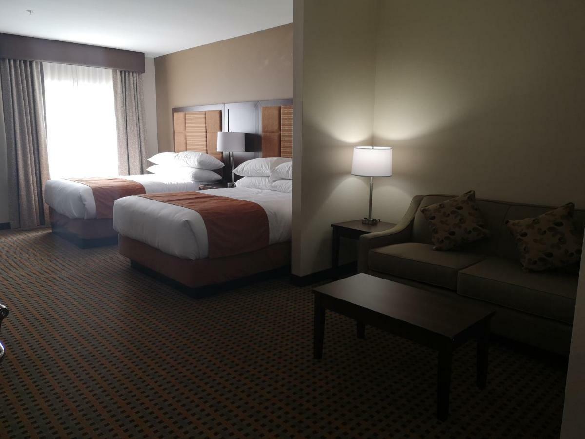 Hotel Western & Hinton